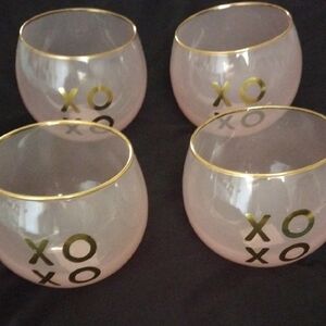Gold and Pink XO Glasses Set